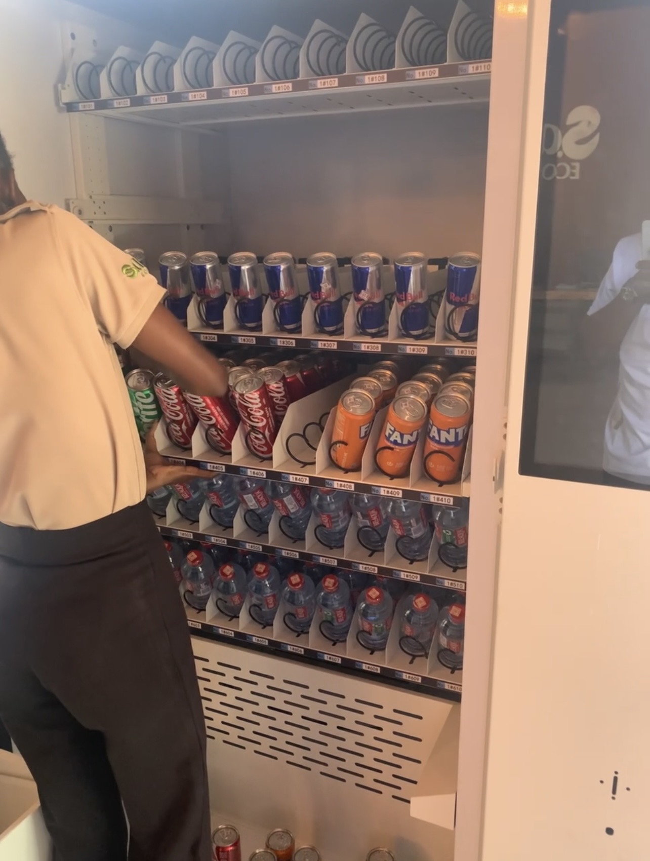 ESOG practical smart retail training session